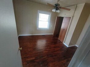 410 E Adams St in Pittsburg, KS - Building Photo - Building Photo