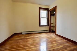 9 Vineland St, Unit 3 in Boston, MA - Building Photo - Building Photo