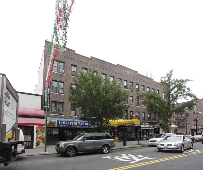 21-80 38th Street in Long Island City, NY - Building Photo - Building Photo