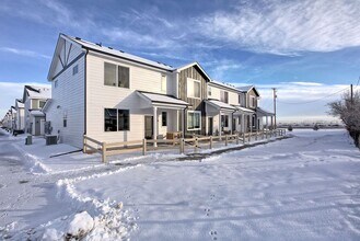 630 Apache Trl in Ault, CO - Building Photo - Building Photo