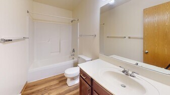 11 E Gilman St in Madison, WI - Building Photo