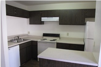 City Gardens Apartments in Tulsa, OK - Building Photo - Interior Photo