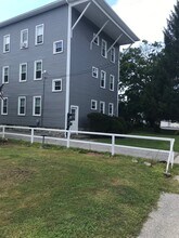 82 Lake St in Webster, MA - Building Photo - Building Photo