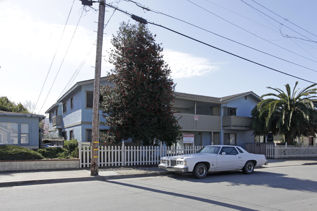 1260 6th St in Monterey, CA - Building Photo