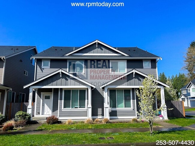 property at 1539-1541 Amethyst St SE