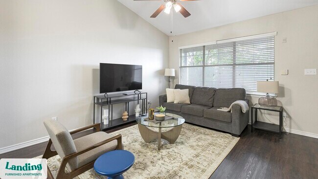 533 Fossil Creek Blvd in Haltom City, TX - Building Photo - Building Photo