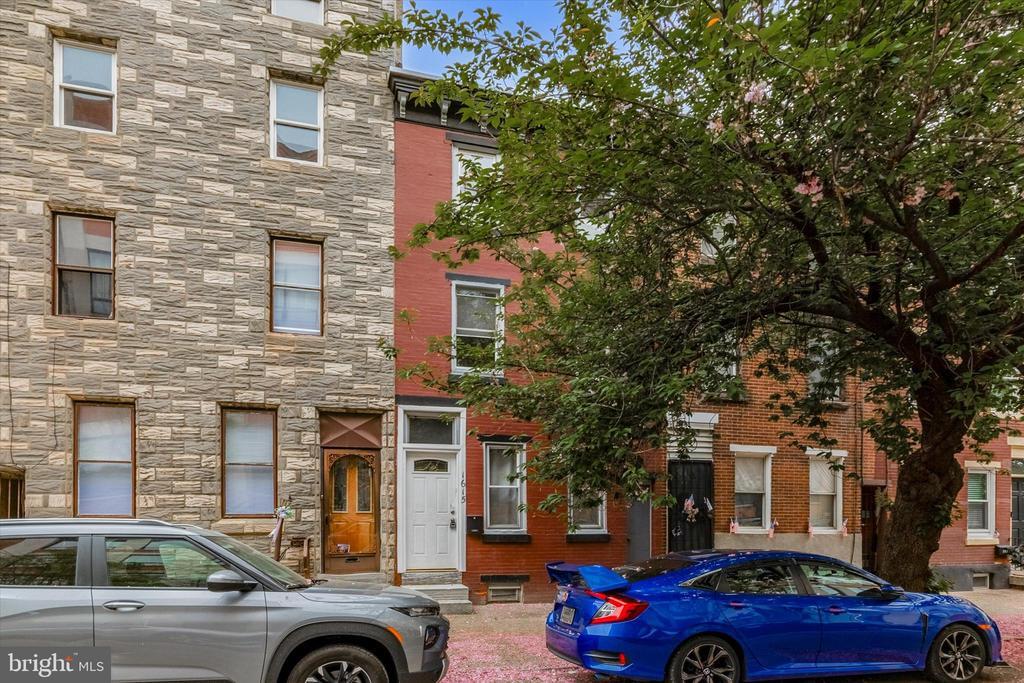 1615 E Eyre St in Philadelphia, PA - Building Photo