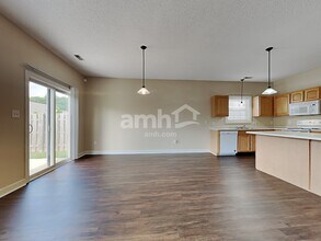 10884 Roundtree Rd in Fishers, IN - Building Photo - Building Photo