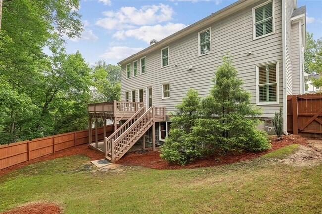 2585 Drew Valley Rd NE in Atlanta, GA - Building Photo - Building Photo