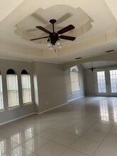 720 S Logan Dr in Edinburg, TX - Building Photo - Building Photo