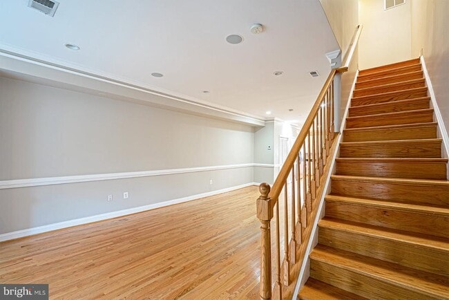 property at 1535 Gales St NE
