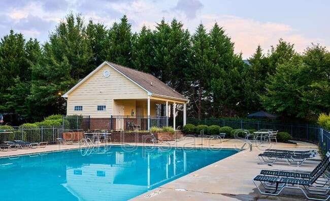 457 Woodbark Ct in Mauldin, SC - Foto de edificio - Building Photo