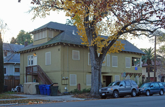 1529-1531 26th St in Sacramento, CA - Building Photo - Building Photo