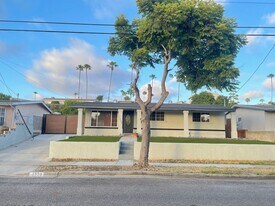 1339 Monserate Ave in Chula Vista, CA - Building Photo