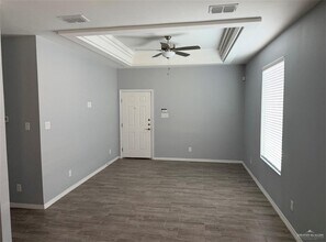 8 N 33rd St in McAllen, TX - Building Photo - Building Photo