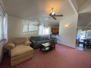 23 Haku Hale Pl in Lahaina, HI - Building Photo - Building Photo