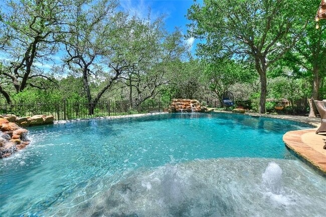 9556 Indigo Brush Dr in Austin, TX - Building Photo - Building Photo
