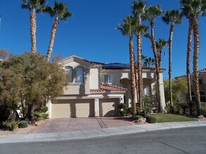 1416 Palantine Hill Dr in Las Vegas, NV - Building Photo - Building Photo