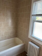 284 Rocklyn Ave in East Rockaway, NY - Building Photo - Building Photo