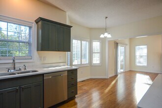 411 Celtic Ash St in Sneads Ferry, NC - Building Photo - Building Photo