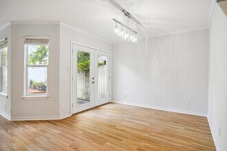 218 Reinerman St in Houston, TX - Building Photo - Building Photo