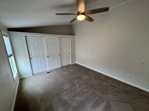9331 E Navajo Pl in Sun Lakes, AZ - Building Photo - Building Photo