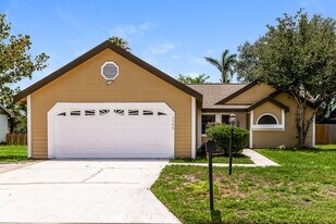 3506 65th Ave Cir E in Sarasota, FL - Building Photo