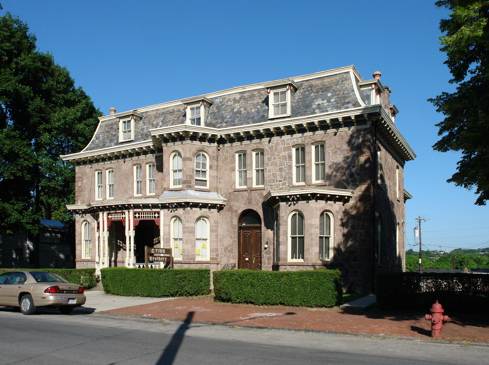 837 - 839 Swede St in Norristown, PA - Building Photo