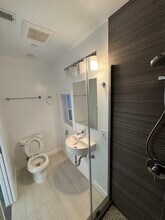 1645 Hyde St, Unit 7 in San Francisco, CA - Building Photo - Building Photo