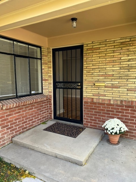 property at 3738 E 6th Ave