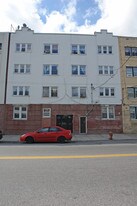 295 Mclean Ave in Yonkers, NY - Building Photo
