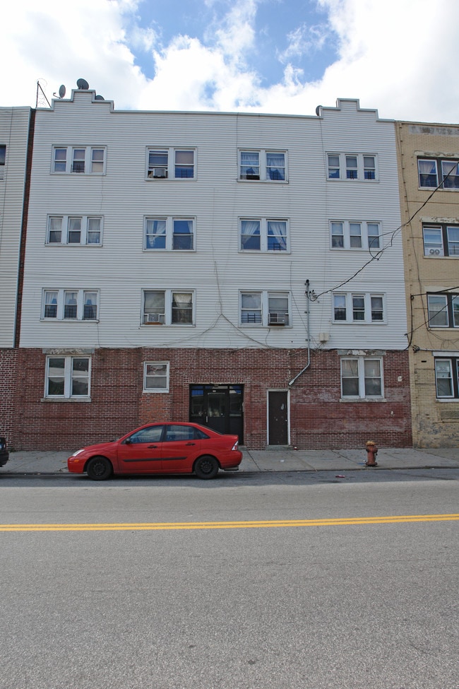 295 Mclean Ave