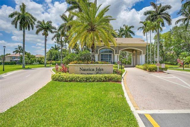 5418 Sunseeker Blvd in Greenacres, FL - Building Photo - Building Photo