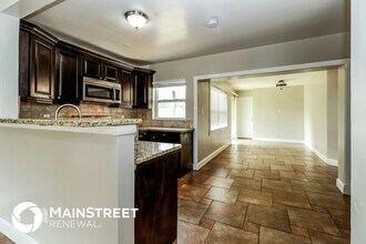 104 Ramona Cir in Palm Harbor, FL - Building Photo - Building Photo