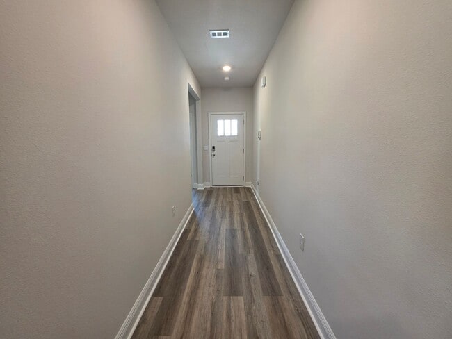 8057 Fir Tree Dr in Milton, FL - Building Photo - Building Photo