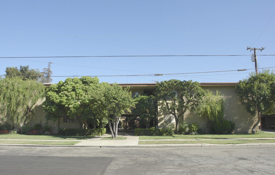 120 W Live Oak St in San Gabriel, CA - Foto de edificio