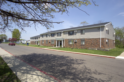 Ridgewood Apartments in Wintersville, OH - Building Photo