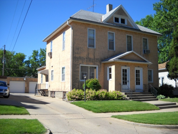 619 W 12th St in Sioux Falls, SD - Building Photo