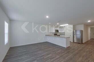 150 Snedeker St in Port Charlotte, FL - Building Photo - Building Photo