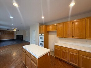 1872 Autumn Ln in Vista, CA - Building Photo - Building Photo