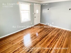 16918 Lotus Dr in Cleveland, OH - Building Photo - Building Photo