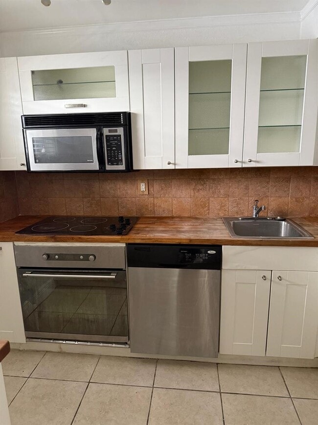 property at 4255 N University Dr