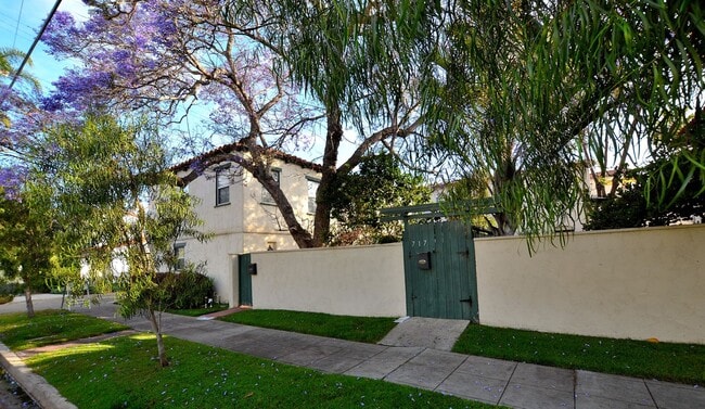 property at 717 8th St