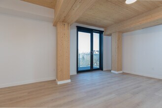 33 Lenox St, Unit #306 in Boston, MA - Building Photo - Building Photo