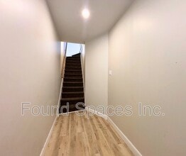 24 Cayuga St in Brantford, ON - Building Photo - Building Photo