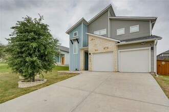 11217 Charger Wy in Manor, TX - Building Photo - Building Photo