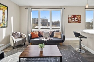 140 Pearl St, Unit SI ID1470148P in Chelsea, MA - Building Photo - Building Photo