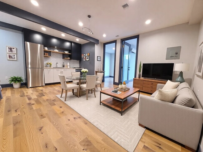 231 Jackson St, Unit 2