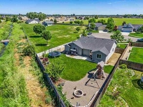10524 W Black Fang CT in Star, ID - Building Photo - Building Photo