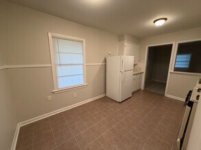 1823 Southview Dr in Bossier City, LA - Foto de edificio - Building Photo